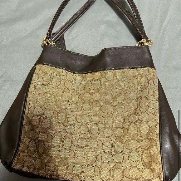 Coach Handbags - Y2K Coach Purse